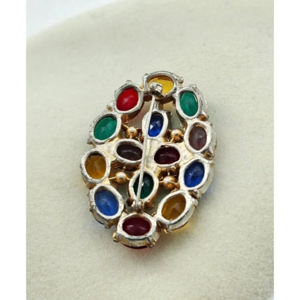 Vintage Unbranded Gold Tone Oval Brooch Multicolor Rhinestone Fruit‎ Salad Heavy